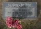 Headstone of Steve Lavone Hale
